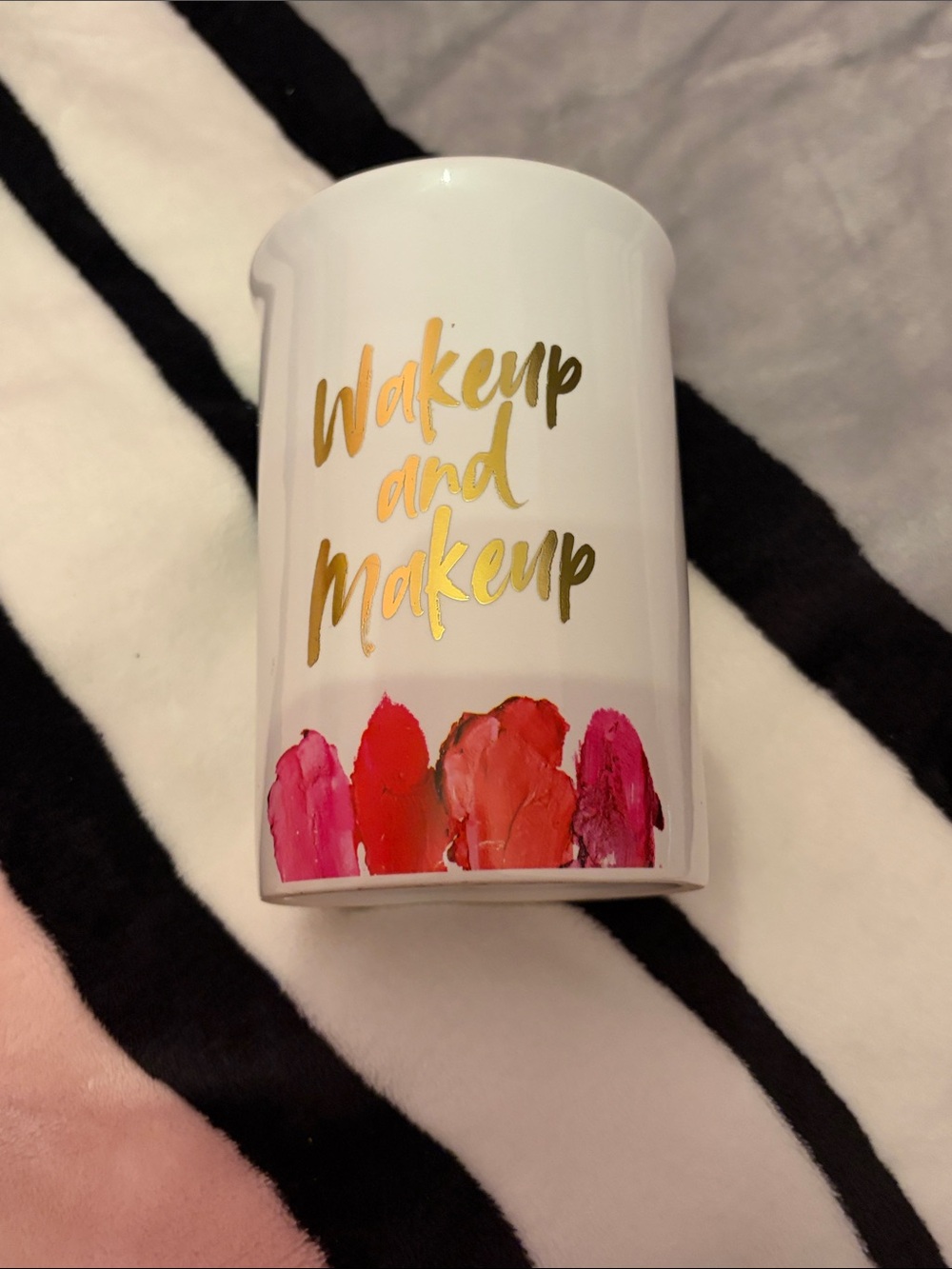Wakeup and Makeup Cosmetic Brush Holder - White with Pink & Red Accents